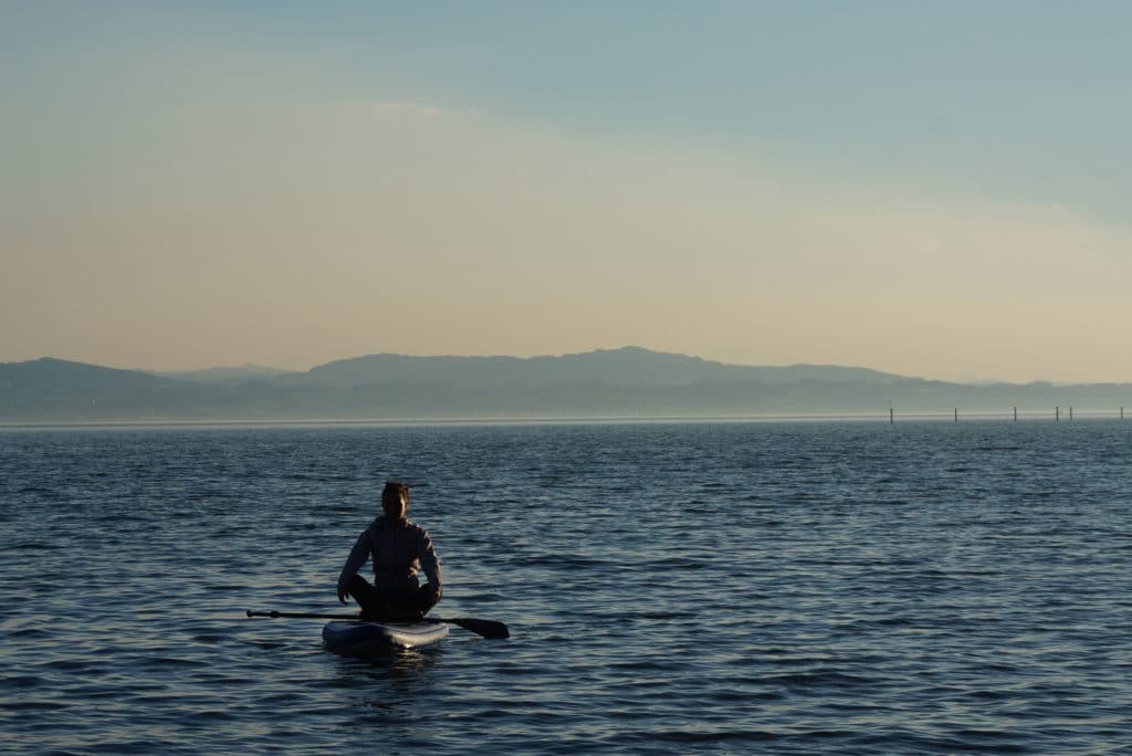 paddle board Yoga