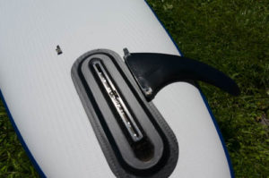 Finne eines aufblasbaren SUP Board für US Finbox zerlegt