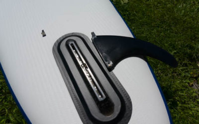 Finne eines aufblasbaren SUP Board für US Finbox zerlegt