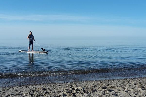 stand up paddling